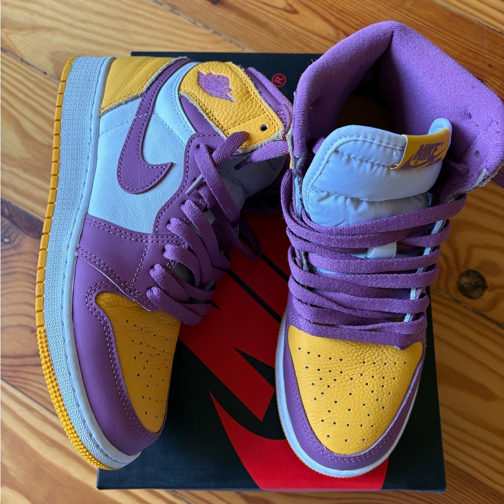 Jordan 1 Brotherhood Grade School